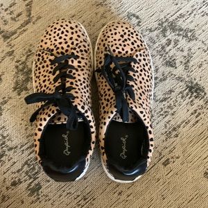 Cute cheetah sneakers!